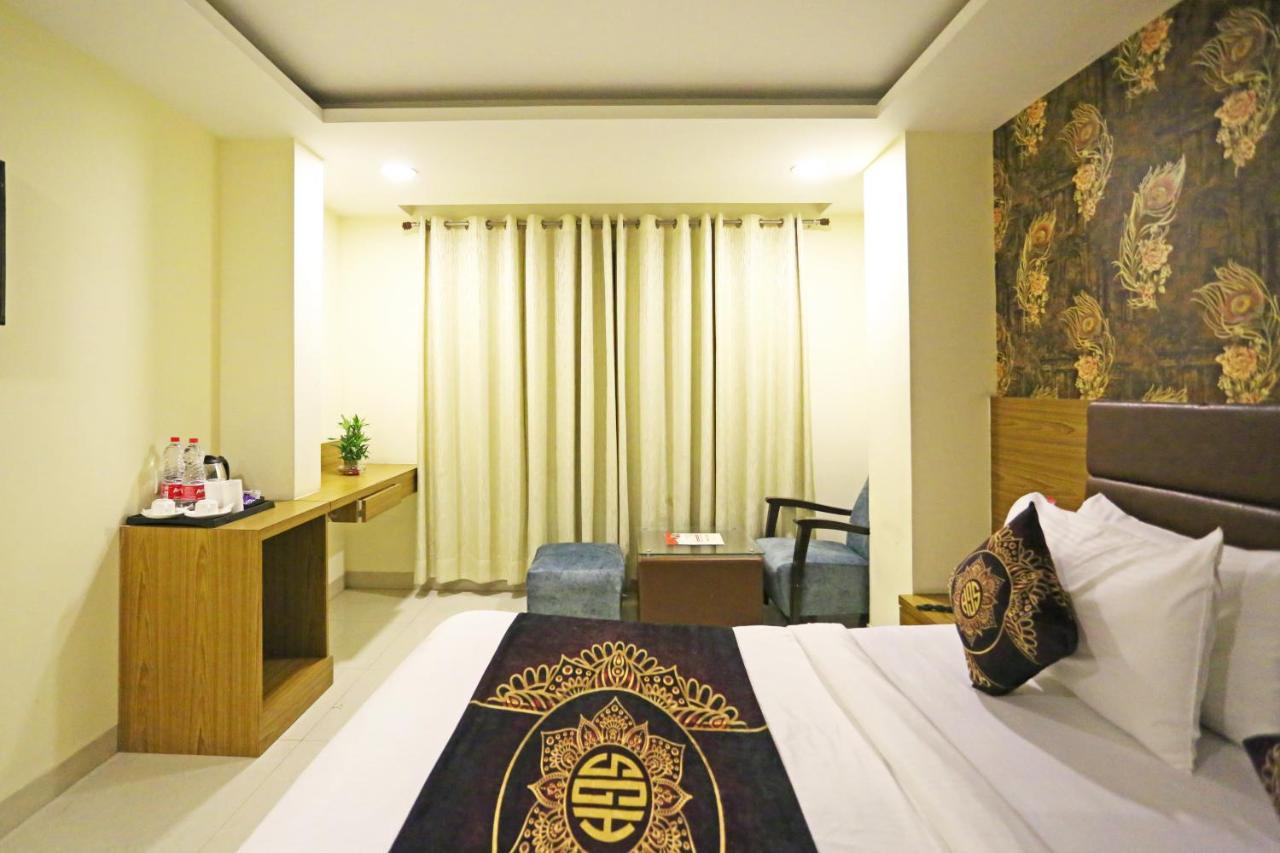 Hotel Grand Suites By D'Capitol Near Delhi Airport Νέο Δελχί Εξωτερικό φωτογραφία