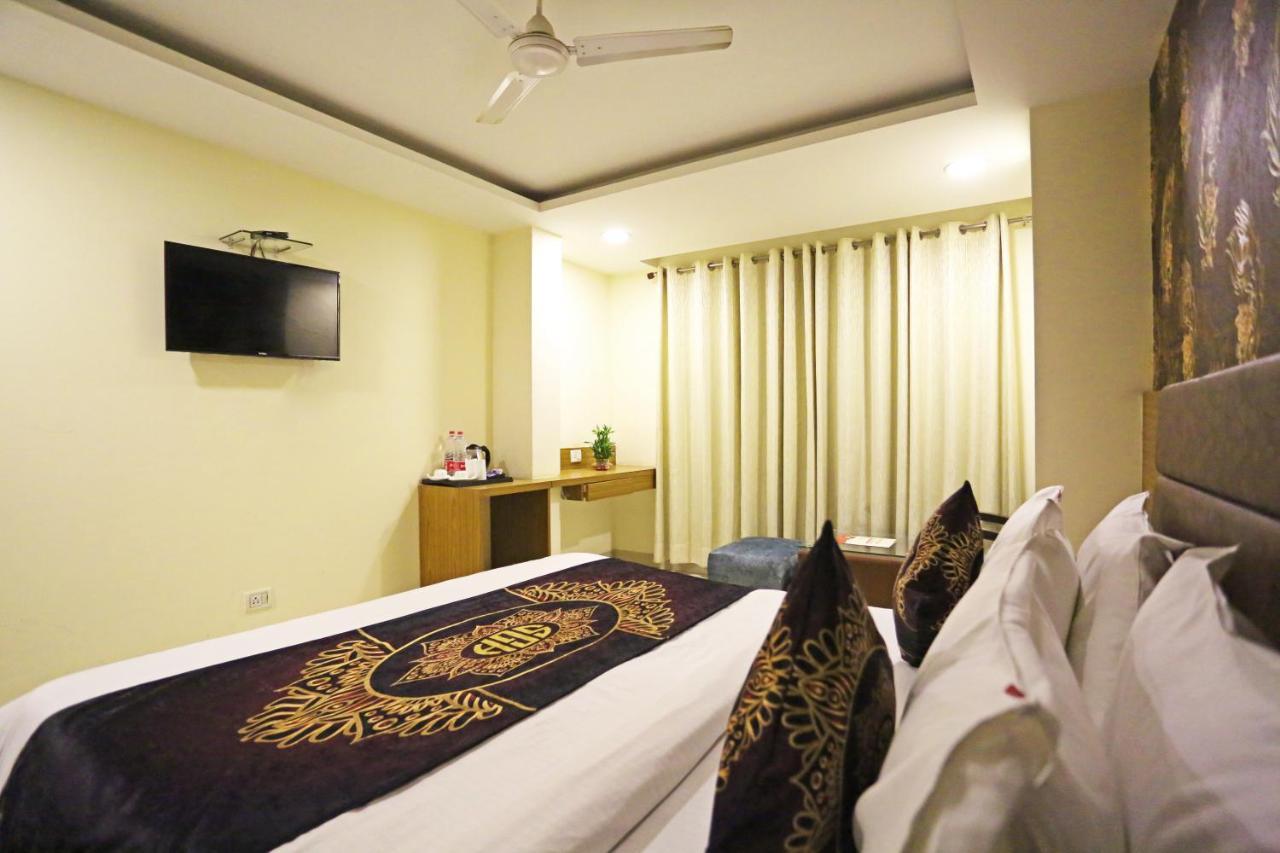 Hotel Grand Suites By D'Capitol Near Delhi Airport Νέο Δελχί Εξωτερικό φωτογραφία
