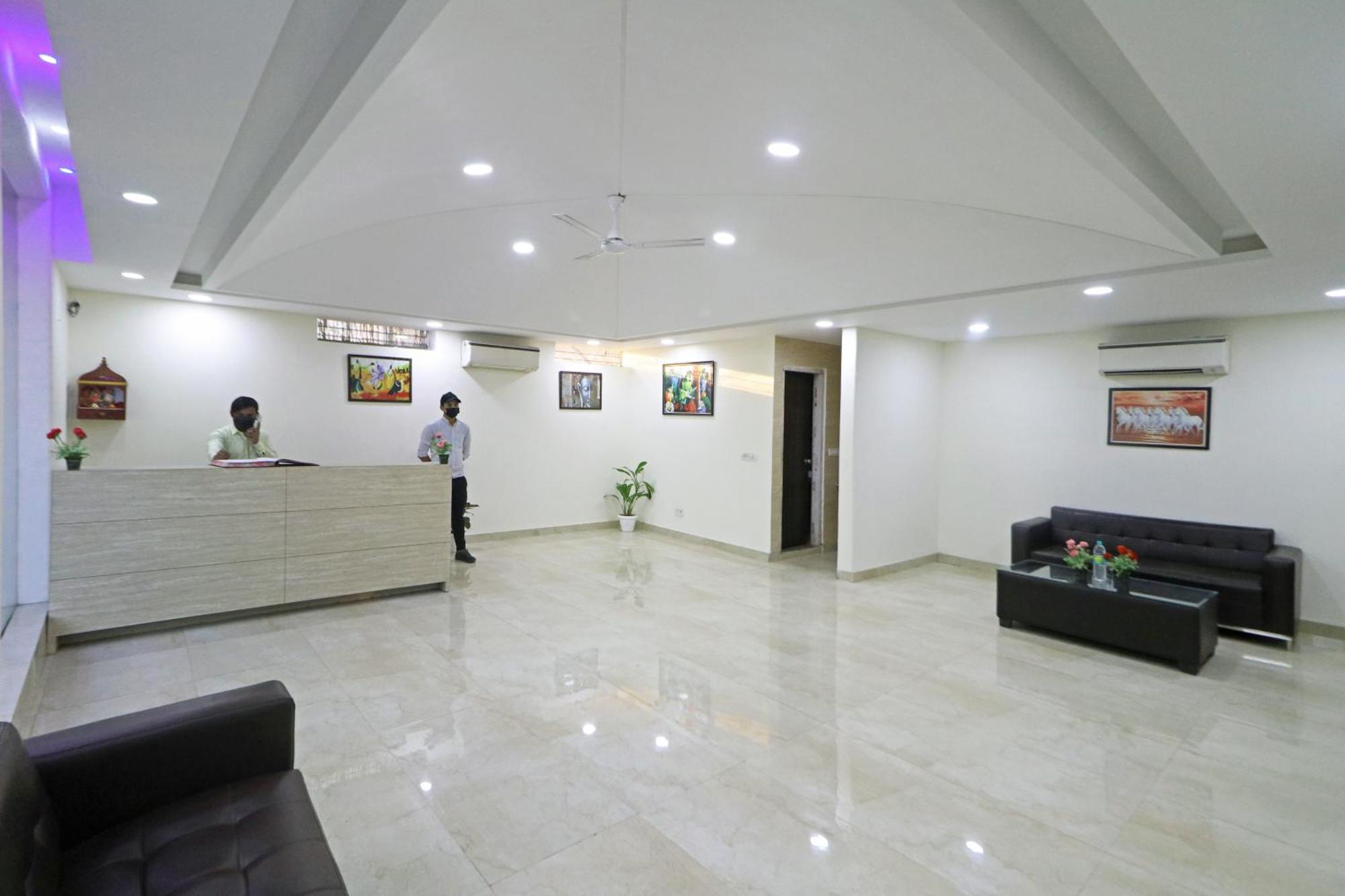 Hotel Grand Suites By D'Capitol Near Delhi Airport Νέο Δελχί Εξωτερικό φωτογραφία