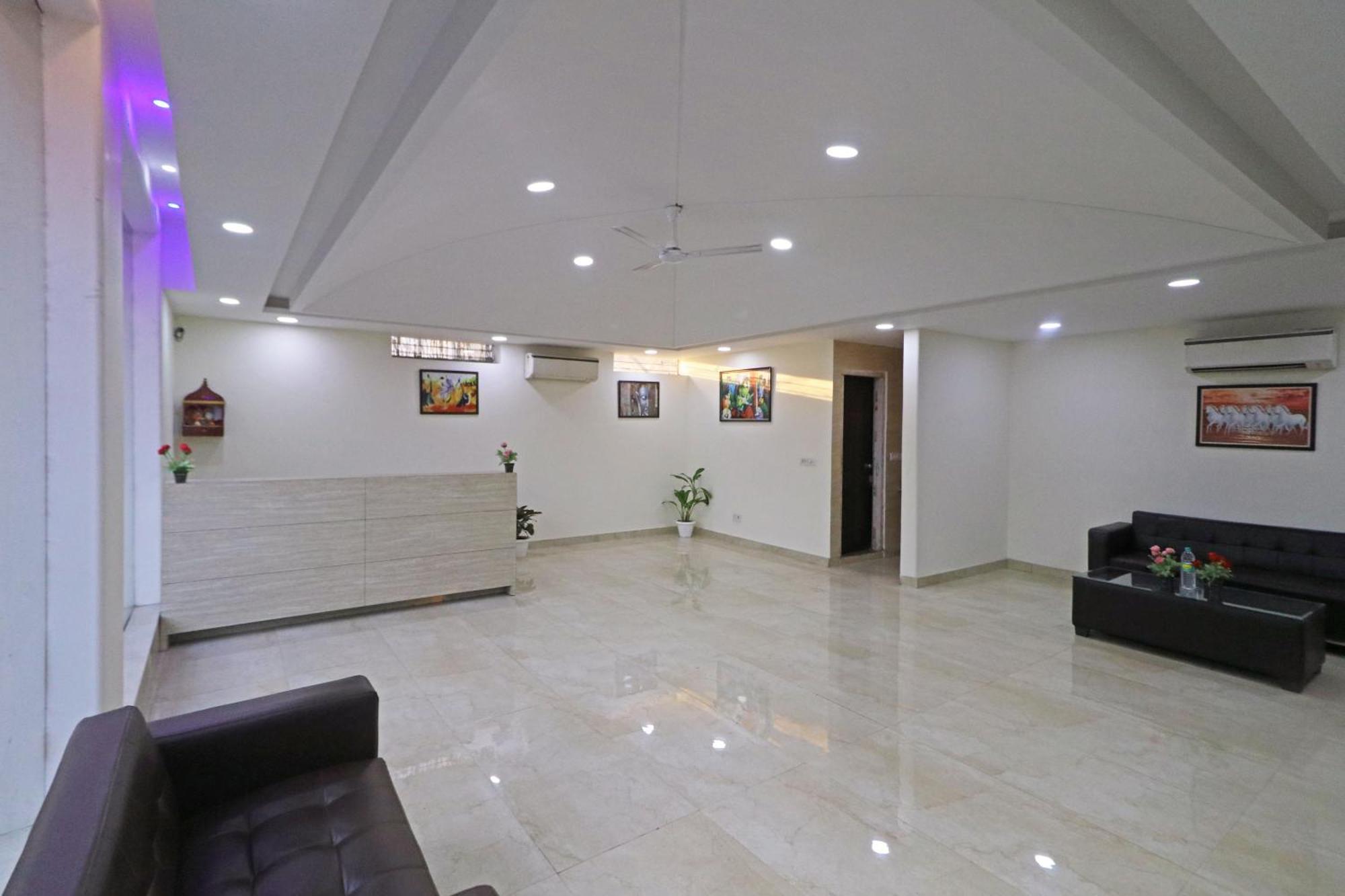 Hotel Grand Suites By D'Capitol Near Delhi Airport Νέο Δελχί Εξωτερικό φωτογραφία