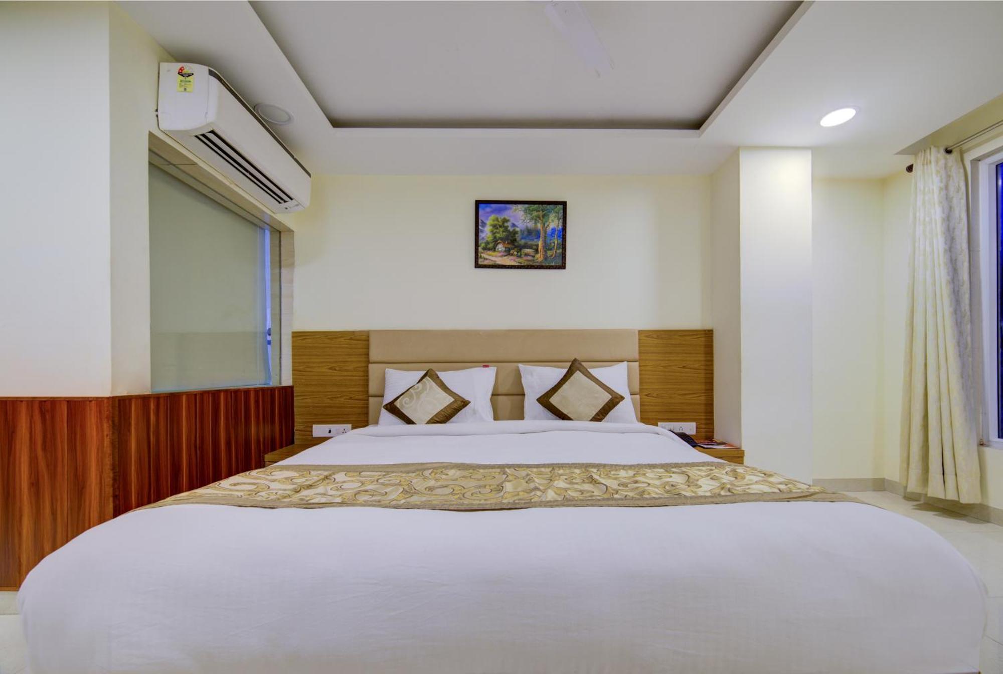 Hotel Grand Suites By D'Capitol Near Delhi Airport Νέο Δελχί Εξωτερικό φωτογραφία