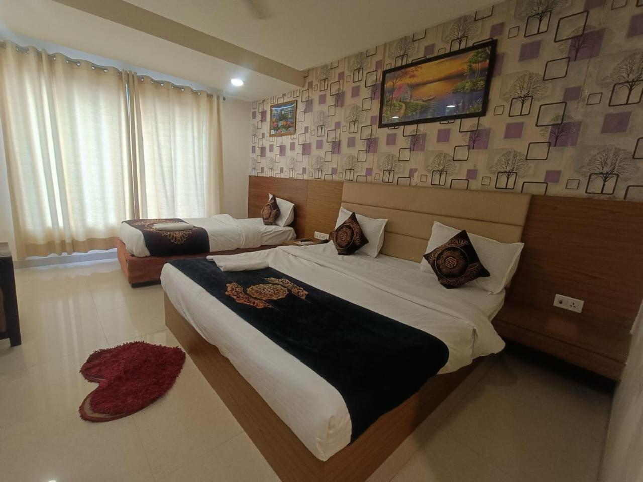 Hotel Grand Suites By D'Capitol Near Delhi Airport Νέο Δελχί Εξωτερικό φωτογραφία